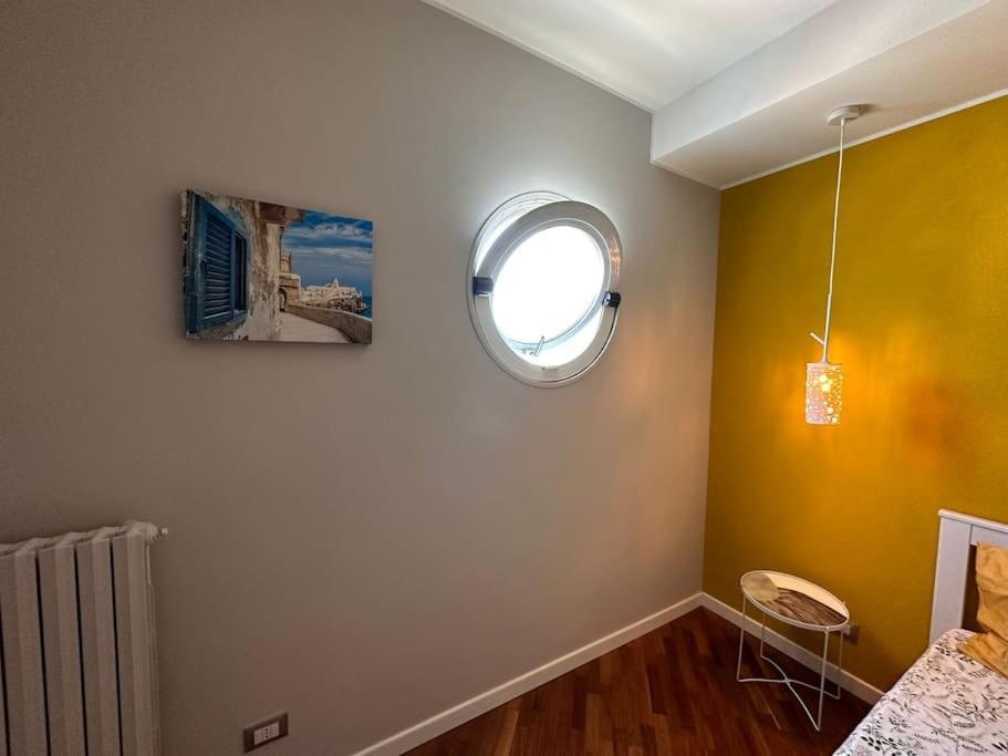 Faro Sul Mare Luxury Apartment - Zona Fiera Барі Екстер'єр фото