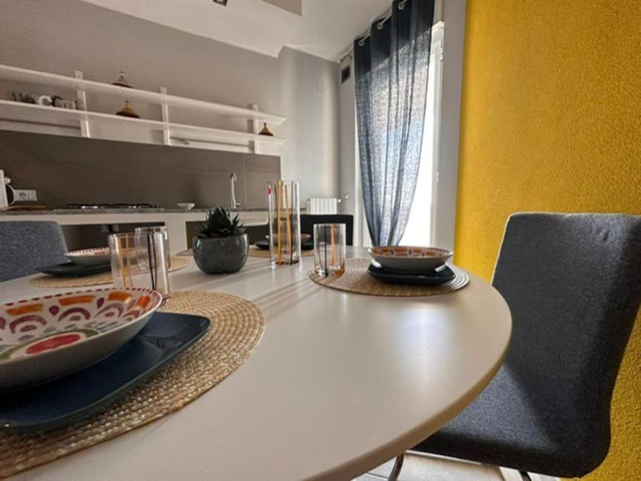 Faro Sul Mare Luxury Apartment - Zona Fiera Барі Екстер'єр фото